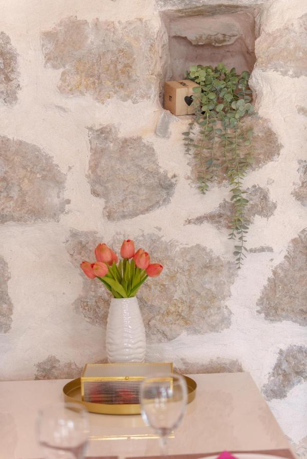 דירות Buici  Little Stone House מראה חיצוני תמונה